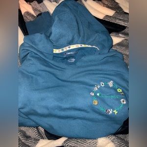 3/$50 Champion Hoodie Women’s Medium